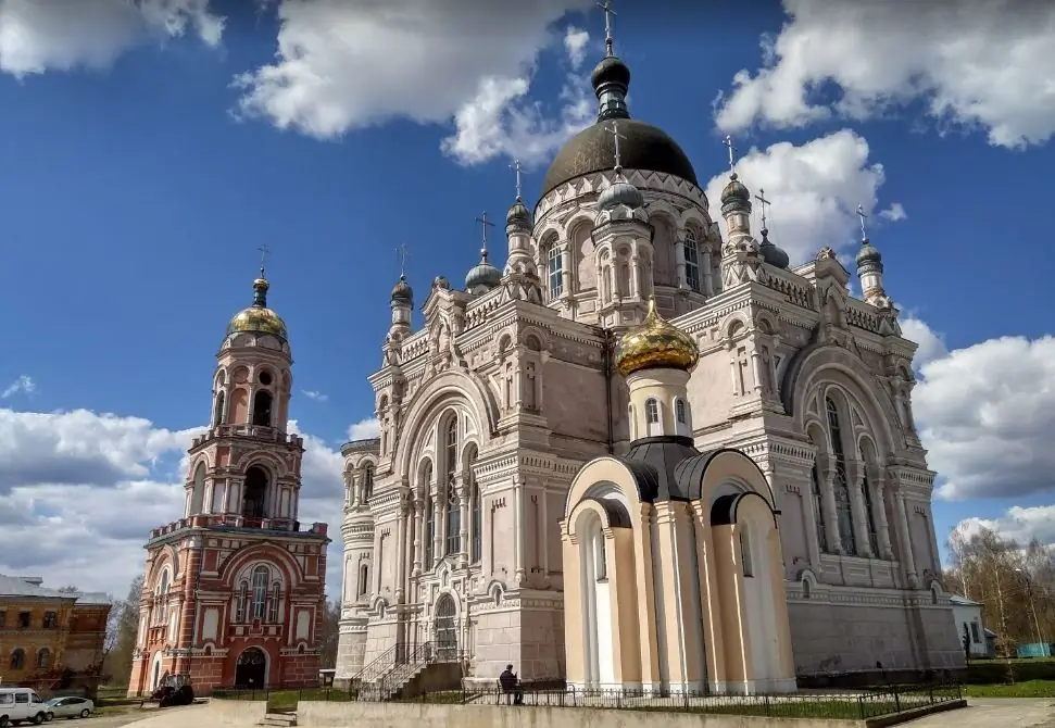 Kanisa la Ephraim the Sirin, Kazan Cathedral, Chapel of Faith, Hope, Love na mama yao Sophia